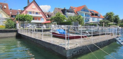 Hafen mit Seezugang